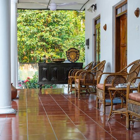 Babira Brookside Heritage Resort Кумараком Екстериор снимка