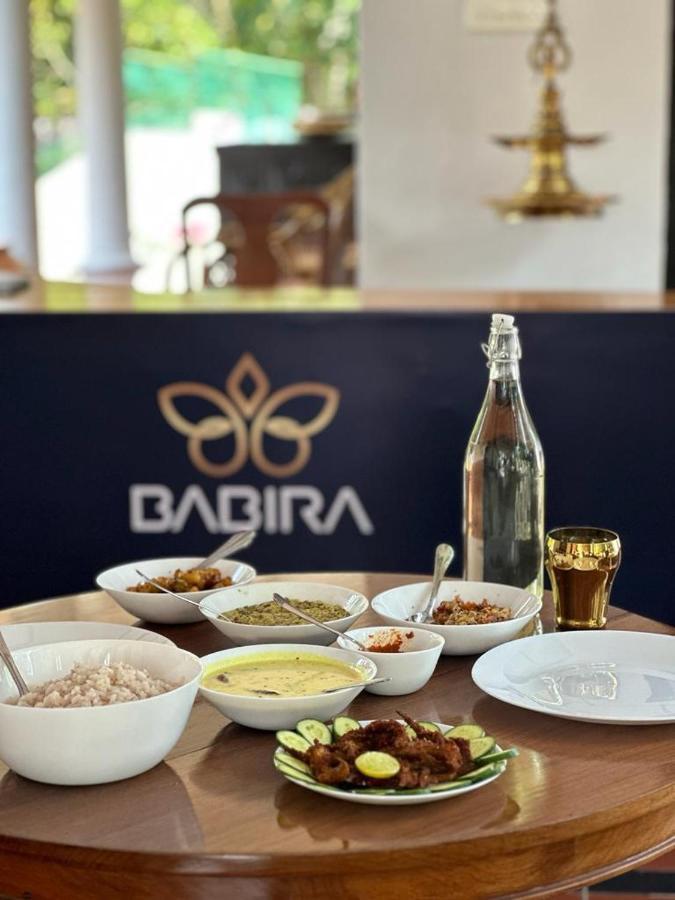 Babira Brookside Heritage Resort Кумараком Екстериор снимка