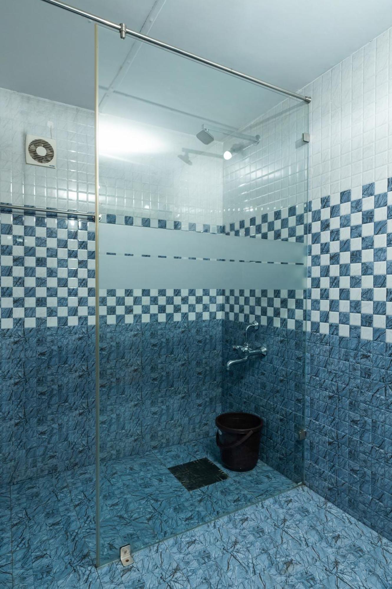 Babira Brookside Heritage Resort Кумараком Екстериор снимка